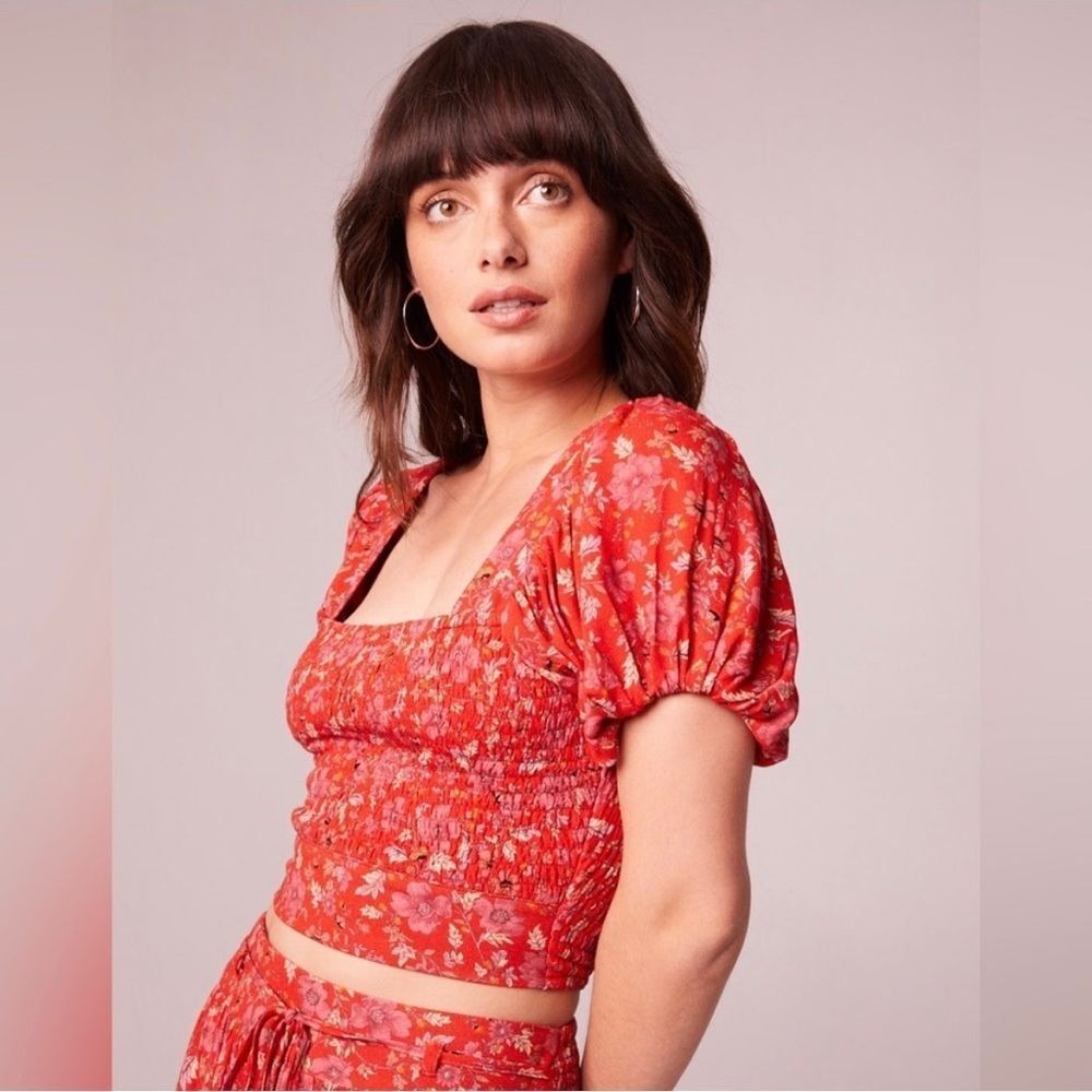 NWT BOG Band of the Free Joelle Crimson Floral Smocked Crop Top Medium